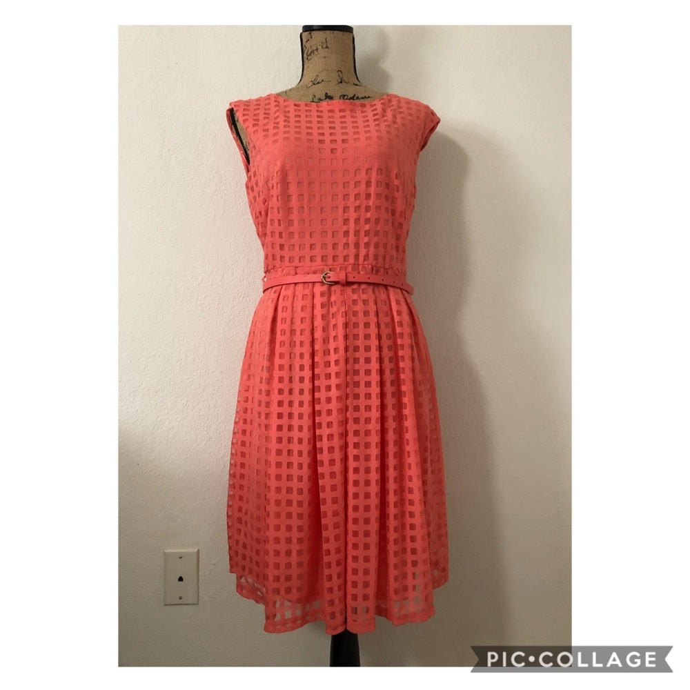 Coral/peach dress 🍑